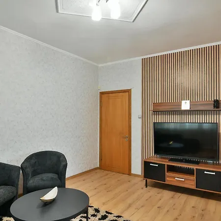 2br Flat In Center And Sea Walk Apartmán