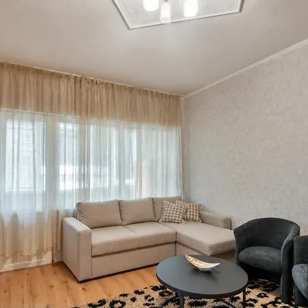 2br Flat In Center And Sea Walk Varna